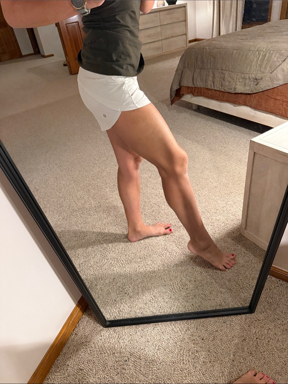 Lululemon white speed up short size 4